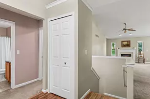 637 Bristol Dr, Chelsea, MI 48118 - Photo 3
