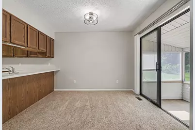 723 Charlemagne Boulevard, Battle Creek, MI 49017 - Photo 9