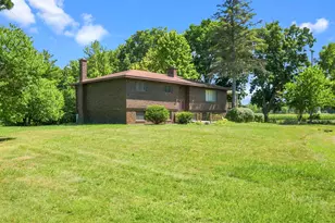 780 N Hadley Rd, Ortonville, MI 48462 - Photo 3