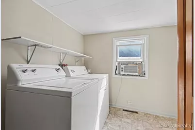 1274 Golden Avenue, Battle Creek, MI 49014 - Photo 5