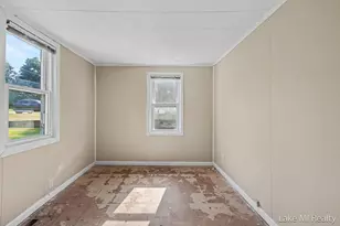 1274 Golden Ave, Battle Creek, MI 49014 - Photo 9