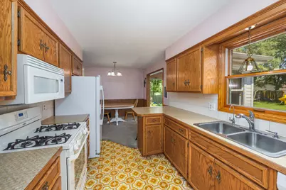 2442 De Laat Avenue SW, Wyoming, MI 49519 - Photo 11