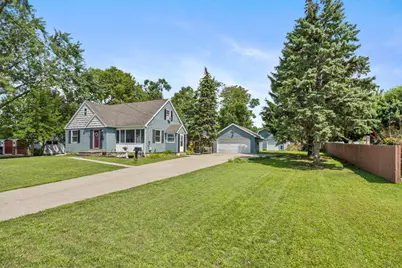 2442 De Laat Avenue SW, Wyoming, MI 49519 - Photo 5