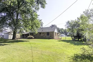 55132 M 51 N, Dowagiac, MI 49047 - Photo 3