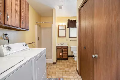 929 S Washington Avenue, Ludington, MI 49431 - Photo 25