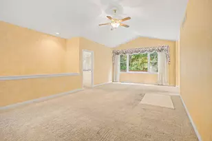 3015 S Wood Dale Dr, Jackson, MI 49203 - Photo 7