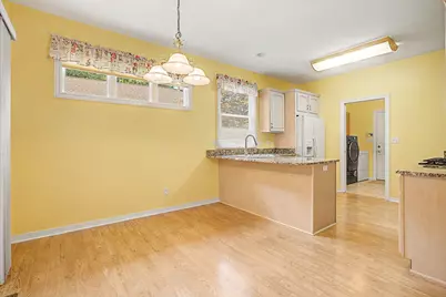 3015 S Wood Dale Drive, Jackson, MI 49203 - Photo 9