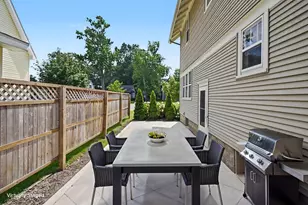 533 E Central Ave, Zeeland, MI 49464 - Photo 33