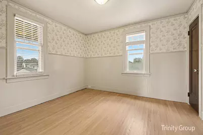 533 E Central Avenue, Zeeland, MI 49464 - Photo 17
