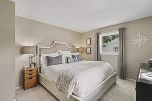 1695 Broadview Dr, Jenison, MI 49428 - Photo 13