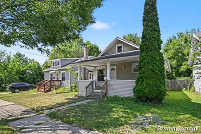 904 Riverview Avenue, Lansing, MI 48915 - Photo 3