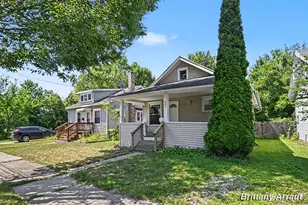 904 Riverview Ave, Lansing, MI 48915 - Photo 3