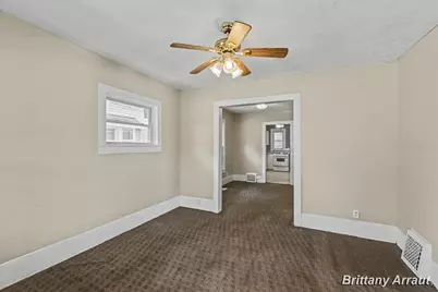 904 Riverview Avenue, Lansing, MI 48915 - Photo 5