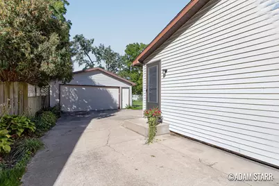 1525 Lenox Road SE, Grand Rapids, MI 49506 - Photo 35