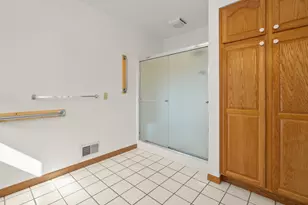 12085 W Indian Lake Dr, Vicksburg, MI 49097 - Photo 25