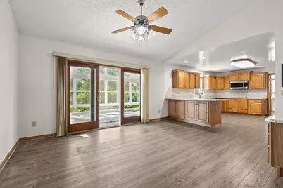 12085 W Indian Lake Drive, Vicksburg, MI 49097 - Photo 9