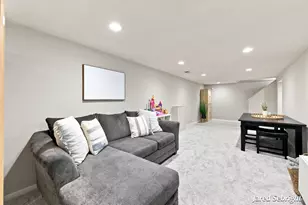 149 Loch Lomond Ave NE, Grand Rapids, MI 49546 - Photo 19