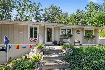 405 Slayton Avenue, Grand Haven, MI 49417 - Photo 37