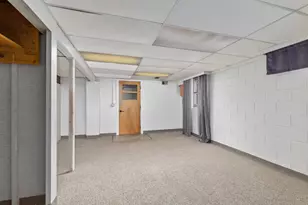 800 Magnolia St, Big Rapids, MI 49307 - Photo 25