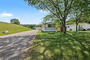 2937 Lena Dr, Ludington, MI 49431 - Photo 21