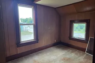 502 S Main St, Crystal, MI 48818 - Photo 9