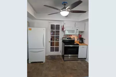 26137 Joy Road, Dearborn Heights, MI 48127 - Photo 9