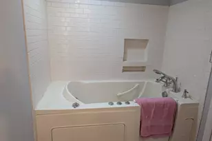 26137 Joy Rd, Dearborn Heights, MI 48127 - Photo 15