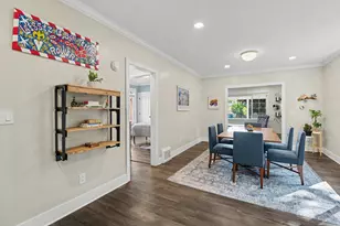 907 University Pl, Grosse Pointe, MI 48230 - Photo 9