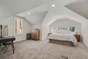 907 University Pl, Grosse Pointe, MI 48230 - Photo 17