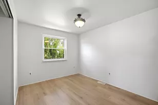 1360 Woodglen Ave, Ypsilanti, MI 48198 - Photo 17