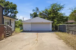 1360 Woodglen Ave, Ypsilanti, MI 48198 - Photo 3