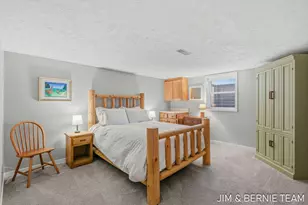 7026 Southwood Dr, Jenison, MI 49428 - Photo 31