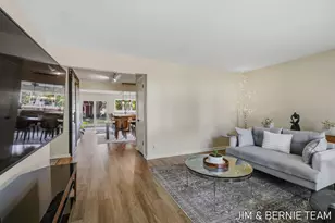 7026 Southwood Dr, Jenison, MI 49428 - Photo 5