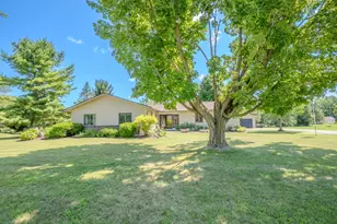 9845 James Dr, Saline, MI 48176 - Photo 1