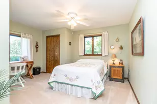 9845 James Dr, Saline, MI 48176 - Photo 49