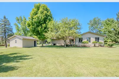 9845 James Drive, Saline, MI 48176 - Photo 5