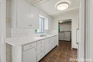 202 E 25th St, Holland, MI 49423 - Photo 7