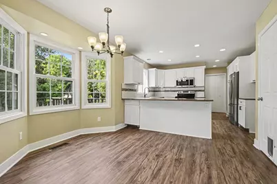 2250 Yorktown Drive SE, Kentwood, MI 49508 - Photo 5