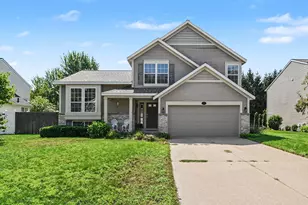 15116 Briarwood St, Grand Haven, MI 49417 - Photo 1
