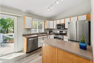 15116 Briarwood Street, Grand Haven, MI 49417 - Photo 11