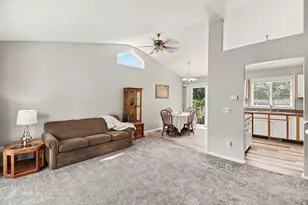 15116 Briarwood St, Grand Haven, MI 49417 - Photo 5
