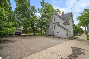 218 Cottage St, Cadillac, MI 49601 - Photo 43