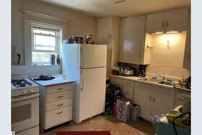 218 Cottage Street, Cadillac, MI 49601 - Photo 13