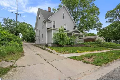 218 Cottage Street, Cadillac, MI 49601 - Photo 37