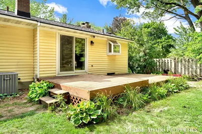 5822 Burgis Avenue SE, Grand Rapids, MI 49508 - Photo 31