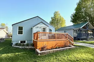 8004 Lakewood Dr, Coloma, MI 49038 - Photo 1
