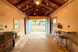 8004 Lakewood Dr, Coloma, MI 49038 - Photo 9