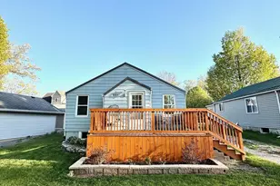 8004 Lakewood Dr, Coloma, MI 49038 - Photo 5