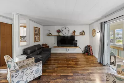 826 S Park Street, Hastings, MI 49058 - Photo 5