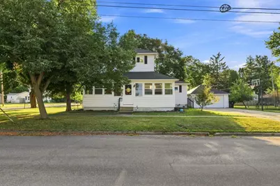 826 S Park Street, Hastings, MI 49058 - Photo 3